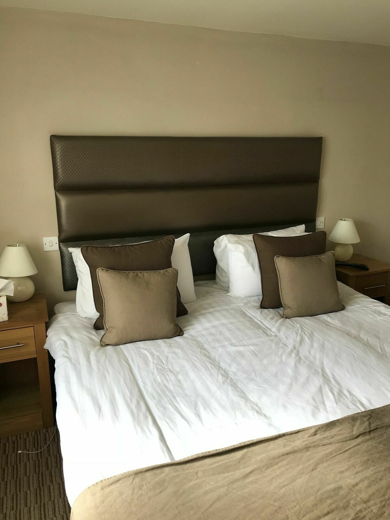 Hotel The Deddington Arms Extérieur photo